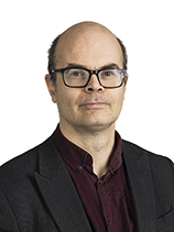 Portrett av Hans Olav Lahlum