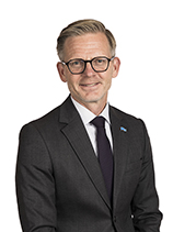 Portrett av Tage Pettersen